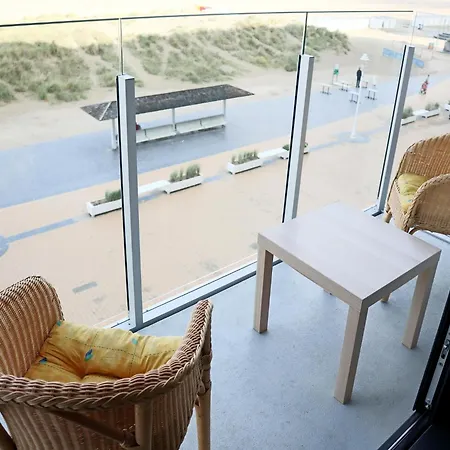 Beachside Modern Retreat Nieuwpoort